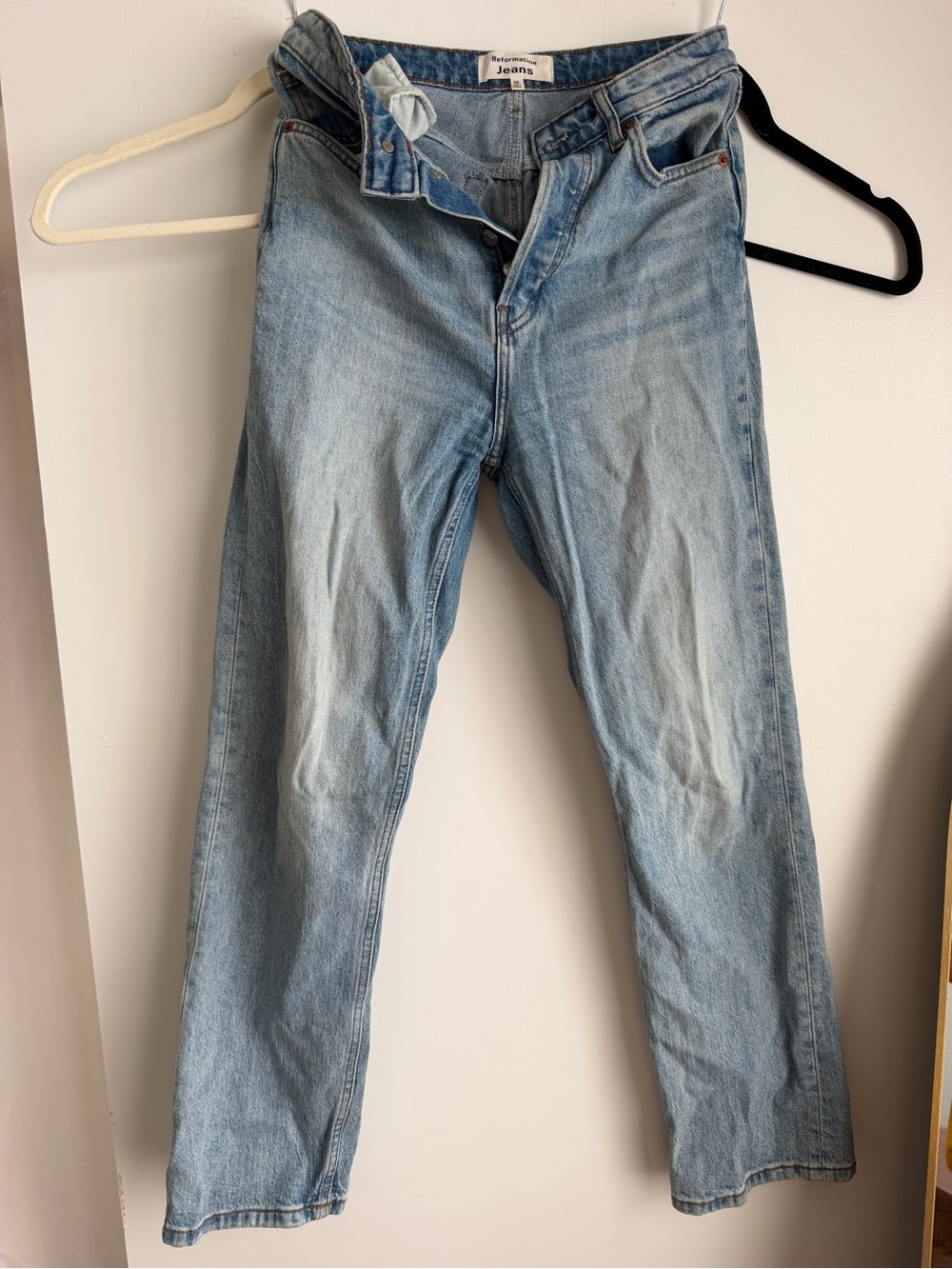 Reformation Cynthia Stretch High Rise
Straight Jeans